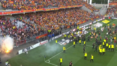 Η απόφαση της Ligue 1: Αφαίρεση ενός βαθμού με αναστολή σε Λιλ, Λανς και Μαρσέιγ για τις εισβολές των οπαδών