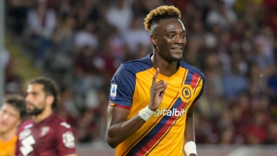 Τορίνο – Ρόμα 0-3: Με πρωταγωνιστή τον Έιμπραχαμ, οι Ρωμαίοι «κλείδωσαν» το Europa League!