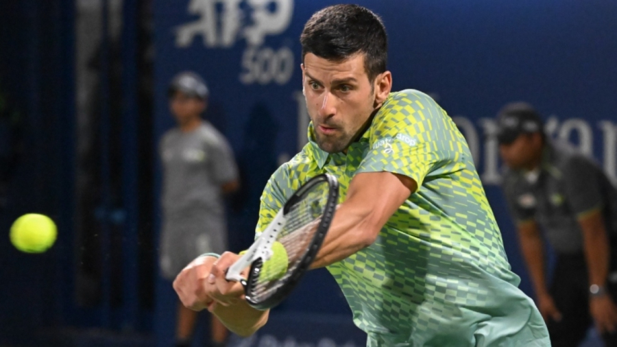 Ξεκίνησε με το δεξί ο Τζόκοβιτς στο Ντουμπάι, αν και τα βρήκε… σκούρα απέναντι στον Μάχατς! (video)