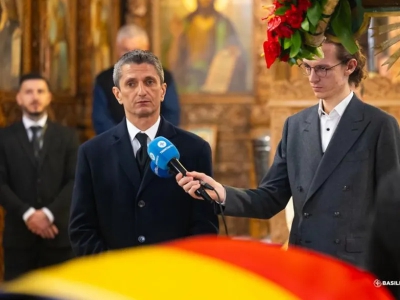 Ρίγος συγκίνησης προκάλεσε η ομιλία του Ραζβάν Λουτσέσκου στην κηδεία του πατέρα του!