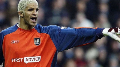 Ντέιβιντ Τζέιμς: «Αν η Σίτι πάει για περίπατο με την Γιουνάιτεντ, θα βρεθεί προ εκπλήξεως» (video)