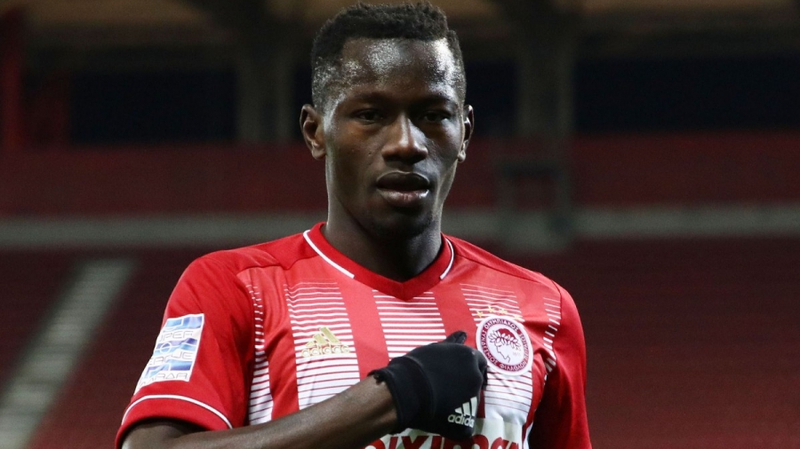 Ολυμπιακός: Η μπάλα στον Μαντί Καμαρά