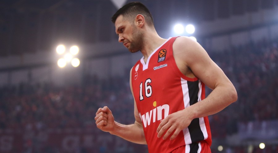 Παπανικολάου: «Αν είναι τόσο μάγκες και μας νικήσουν άλλες δύο φορές τότε μπράβο τους, να πάνε στο Final-4»