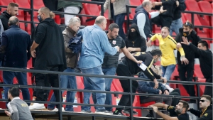 Βόλος – Άρης: Της... ανακοίνωσης έγινε στο Βόλο! Διακόπηκε το ματς στο 12' και μετά άρχισε το πάρτι! (video)