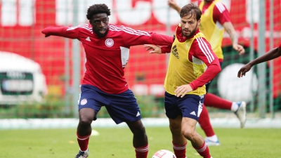 Δημήτρης Σπηλιόπουλος: «Σε πολύ καλή κατάσταση ο Καμαρά - Δυνατό τεστ με τη Σλάβια» (video)