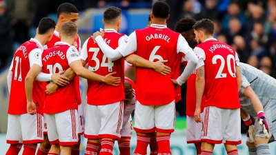 Η Άρσεναλ συνεχίζει στην κορυφή και πλέον το πρόγραμμα της κλείνει το… μάτι!