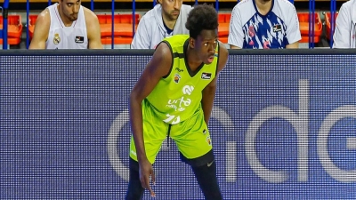 Ο 14χρονος Μπασάλα Μπαγκαγιόκο ήρθε για να μείνει (video)