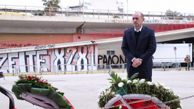 ΚΑΕ Ολυμπιακός: Στο μνημείο της Θύρας 7 ο Παναγιώτης Αγγελόπουλος