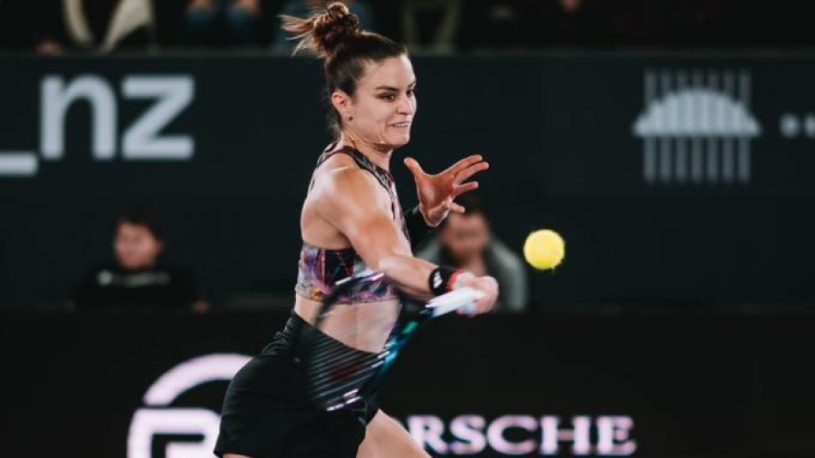 «Σίφουνας» η Σάκκαρη, άνετη πρόκριση στα ημιτελικά!