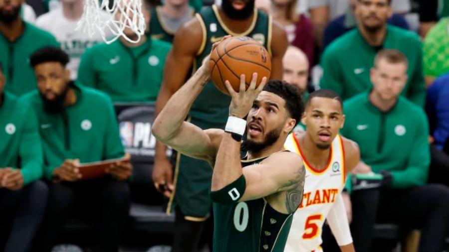 Σέλτικς και Χοκς μένουν… χαμηλά και πληρωνόμαστε από την Betshop