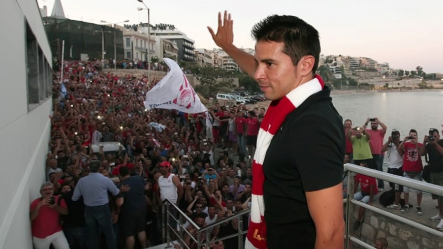 Χαβιέρ Σαβιόλα: Η μέρα που γέμισε η Πλατεία Αλεξάνδρας και έληξε το «αιώνιο» μεταγραφικό σίριαλ! (video)