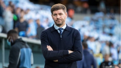 Τηλεφωνική παρέμβαση και… κλάματα από οπαδό της Ρέιντζερς για τον αποκλεισμό!