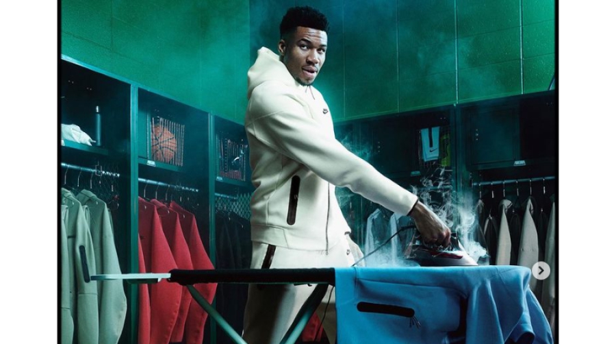 Ακόμα και στο σιδέρωμα τα… σπάει ο Γιάννης Αντετοκούνμπο! (video)