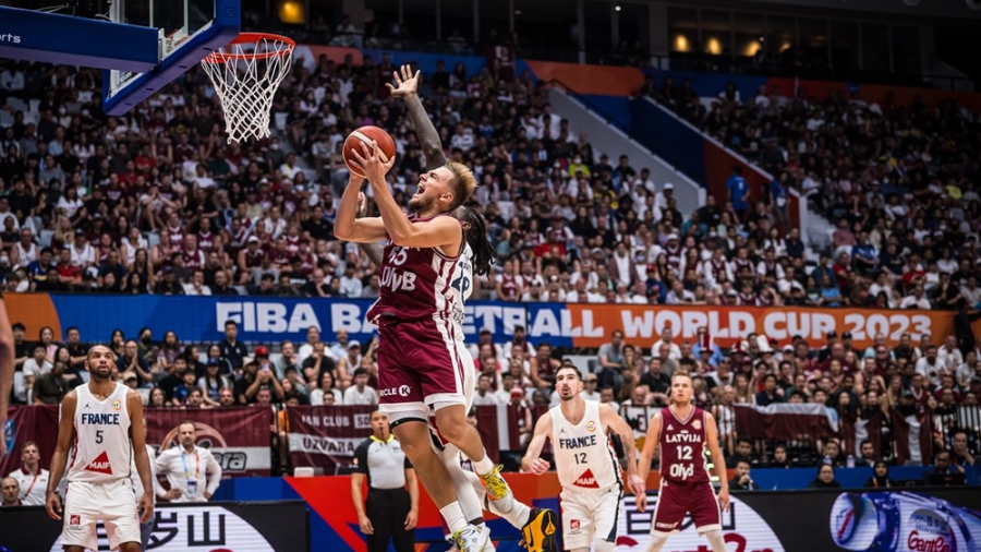 8ος Όμιλος: Οι Λετονοί έστειλαν τους «μπλε» σπίτι τους με... γαλλικό φιλί!