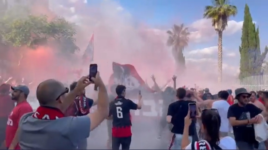 Μετέτρεψαν τη Μάλαγα σε... Ιεροσόλυμα οι φίλοι της Χάποελ! (video)