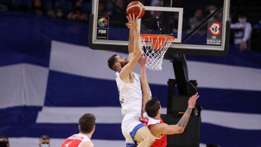 FIBA: Με Παπαγιάννη και δύο buzzer beater το Top 10 της (video)