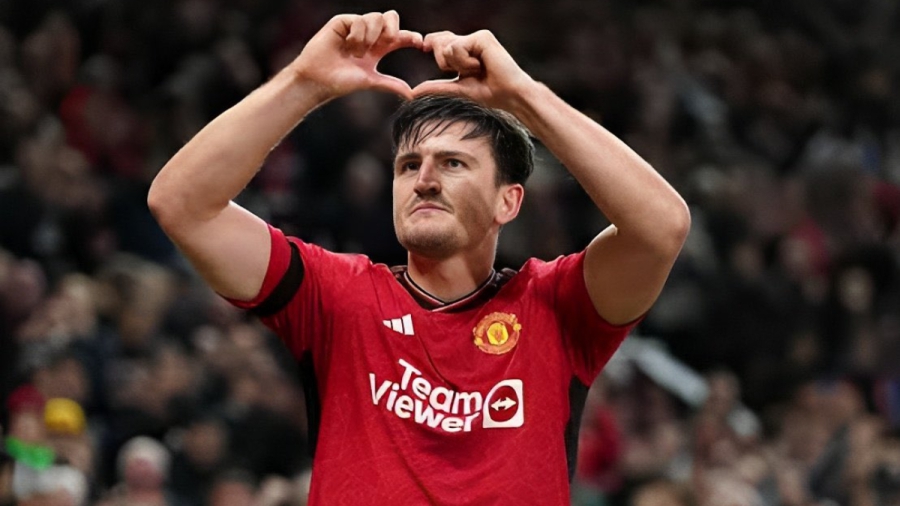 Μην τρίβετε τα μάτια σας: Κορυφαίος του μήνα στην Premier League ο Χάρι Μαγκουάιρ!