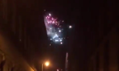 Έκαναν τη νύχτα… μέρα οι οπαδοί της Φερεντσβάρος, έξω από το ξενοδοχείο του Ολυμπιακού! (video)