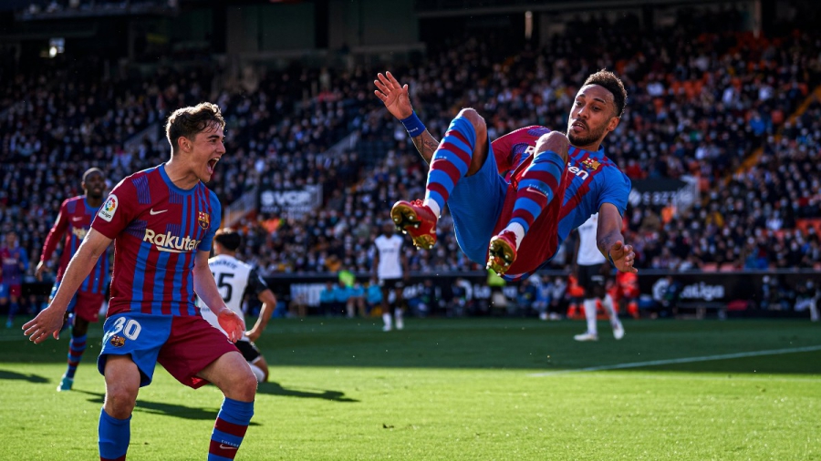 Βαλένθια – Μπαρτσελόνα 1-4: Με πρωταγωνιστή τον Ομπαμεγιάνγκ, μεγάλη νίκη για τους «μπλαουγκράνα»! (video)