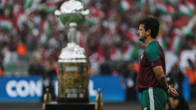 Φλουμινένσε: Μία υπέροχη ποδοσφαιρική ιστορία, με πρωταγωνιστή τον Ντινίζ και τίτλο «το κυνήγι της ευτυχίας»! (video)