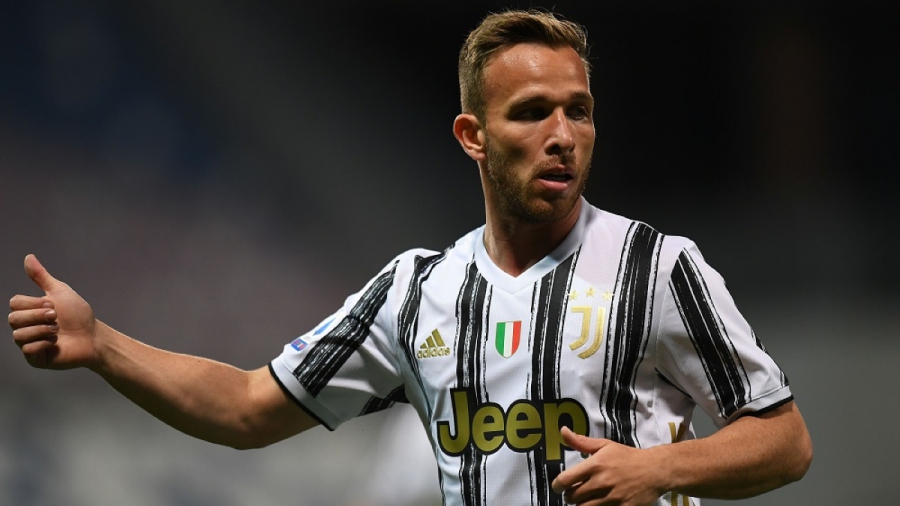 Βαλένθια: Ενδιαφέρεται για τον Αρτούρ της Γιουβέντους