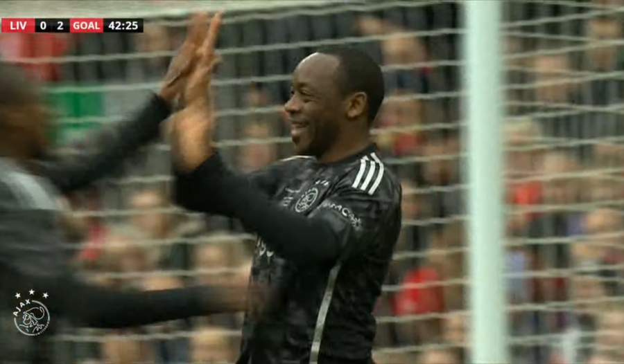 Ο Άγιαξ έκανε το φιλικό… επίσημο: Δέκα παίκτες πίσω από τη σέντρα και 2-0 απέναντι στη Λίβερπουλ!