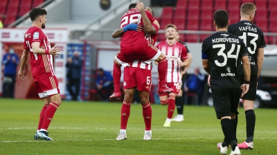 Ολυμπιακός: Επί τρία χρόνια δεν αφήνει ούτε... ψίχουλο στον ΟΦΗ, που ψάχνει «διέξοδο» από την αρνητική παράδοση! (video)