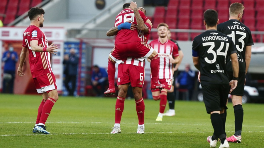 Ολυμπιακός: Επί τρία χρόνια δεν αφήνει ούτε... ψίχουλο στον ΟΦΗ, που ψάχνει «διέξοδο» από την αρνητική παράδοση! (video)