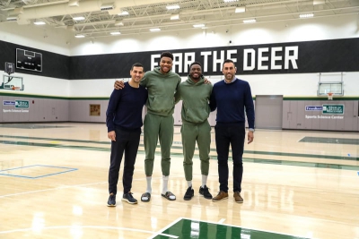 Ζήσης, Ντικούδης και Ιτούδης τα είπαν με Γιάννη και Θανάση