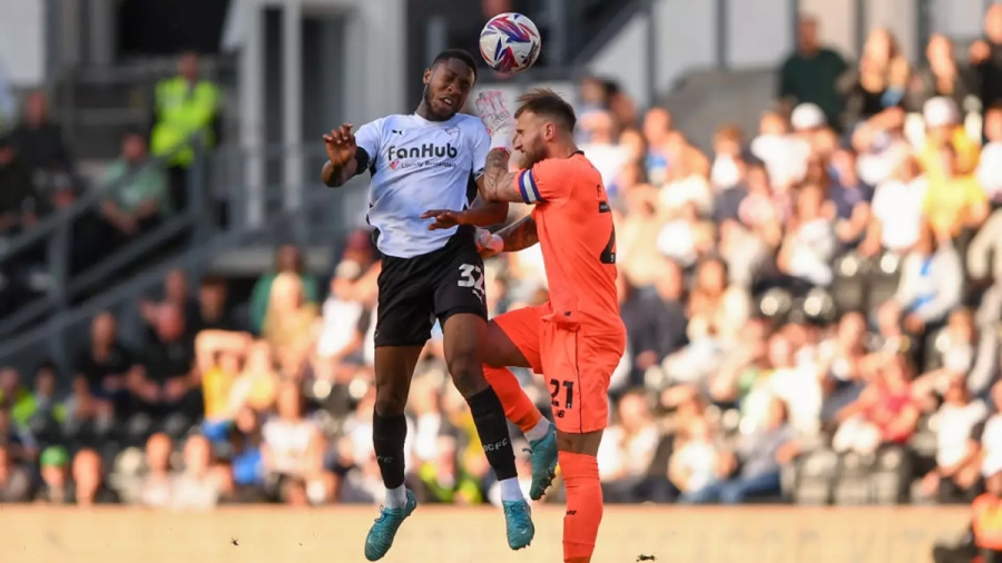 Η χαμένη ευκαιρία της ημέρας: Στο Ντέρμπι – Κάρντιφ, με κενό τέρμα και τον Σιώπη να «κυνηγά»! (video)