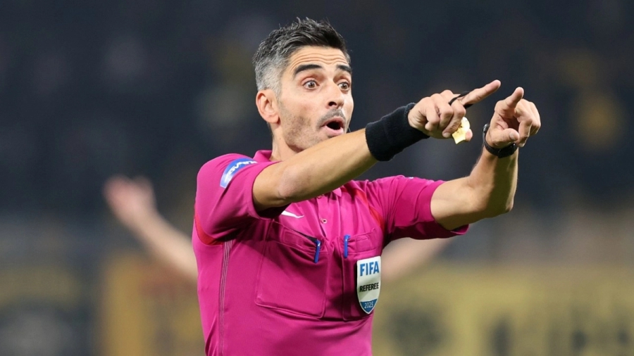 «Ουδεμία έκπληξη - Τα κάνει όλα και συμφέρει!»: Η αιχμηρή της Κηφισιάς για τη διαιτησία με τον Πανσερραϊκό!