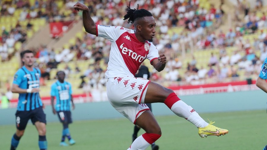 «Ο Ολυμπιακός έδωσε 3 εκατομμύρια ευρώ για τον Ζέλσον Μαρτίνς!»