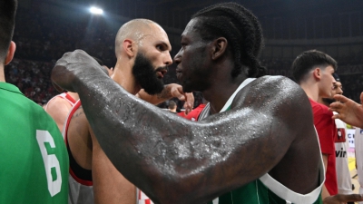 Ναν για την αγκαλιά με τον Φουρνιέ: «Απλά δύο ανταγωνιστικοί παίκτες» (pic)