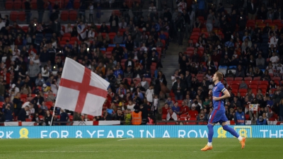 Αγγλία – Ελβετία 2-1: Δια χειρός… Τσούμπερ, ο Κέιν «γράφει» ιστορία! (video)