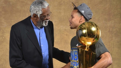 Το αντίο του Στεφ Κάρι στον Μπιλ Ράσελ: «Έκανε τον κόσμο ένα καλύτερο μέρος εντός και εκτός παρκέ»