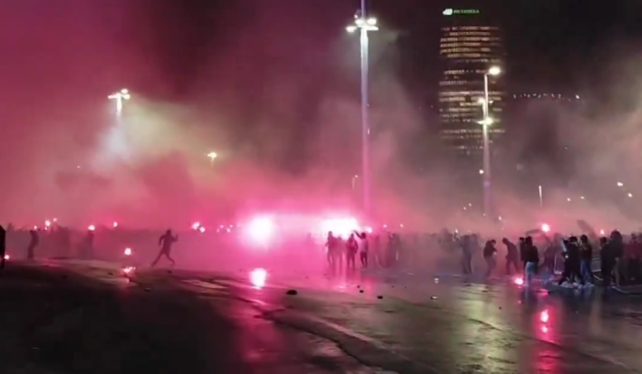 Χάος στο Μπιλμπάο: Θλιβερά επεισόδια και ένας οπαδός στο νοσοκομείο! (video)