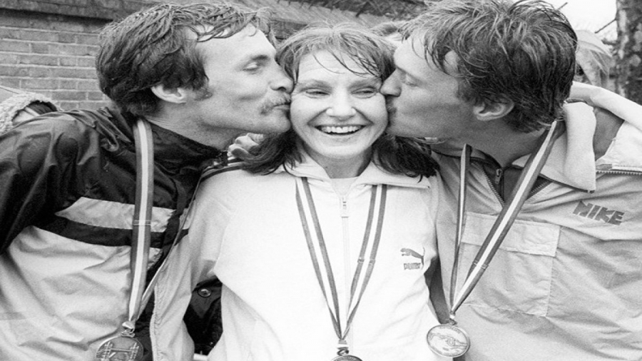 Τζόις Σμιθ: Η γηραιότερη νικήτρια στο Μαραθώνιο του Λονδίνου, σε ηλικία 44 ετών και 195 ημερών