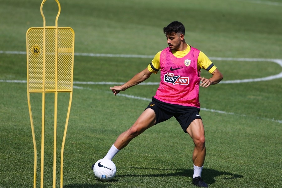 ΑΕΚ: Εκτός προπόνησης οι Γαλανόπουλος και Λάτσι