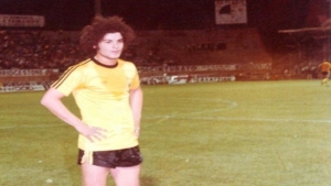 Ο Χατζηπαναγής με τη φανέλα της ΑΕΚ: «Όνειρο» 36 λεπτών, προς τιμήν του Παπαϊωάννου!