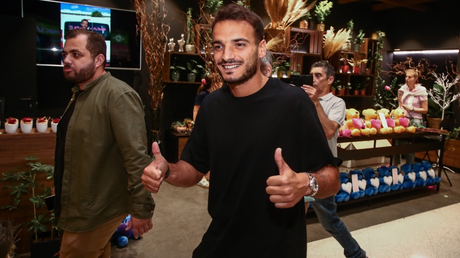 Παναθηναϊκός: Στην Αθήνα για το «τριφύλλι» ο Πέδρο Τσιριβέγια