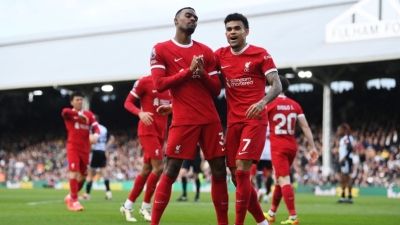 Φούλαμ – Λίβερπουλ 1-3: Έπρεπε να κερδίσει, το έκανε, «κέρδισε» και τους… Άρνολντ – Ζότα! (video)