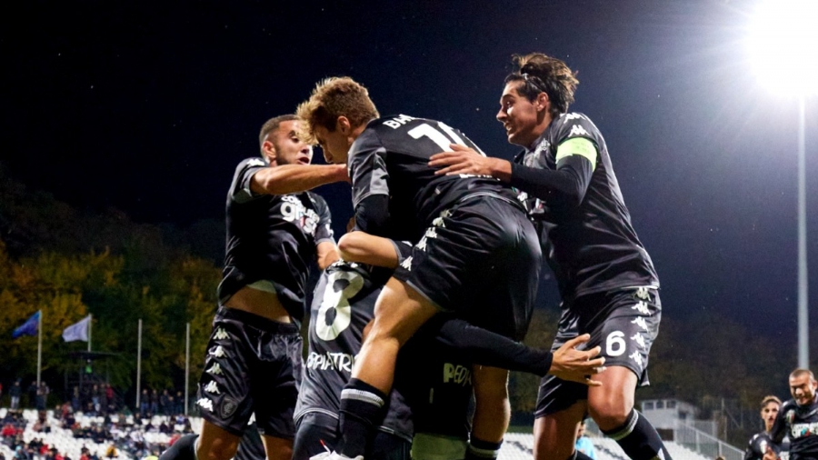 Σκοράρουν και οι δύο στην Bundesliga - ευκαιρία για την πρώτη νίκη της Έμπολι στο... σπίτι της!