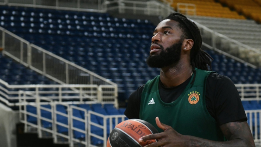 Έτοιμος για Σύρο ο Λεσόρ για το Stoiximan Aegean Ball Festival (pics)