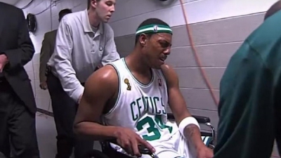 Η φύση… κάλεσε τον Πολ Πιρς κι εκείνος προφασίστηκε τραυματισμό για να προλάβει! (video)