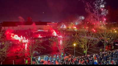 Απίθανη ατμόσφαιρα στο Ρεν - Έκαναν τη νύχτα... μέρα κατά την υποδοχή της ομάδας! (video)