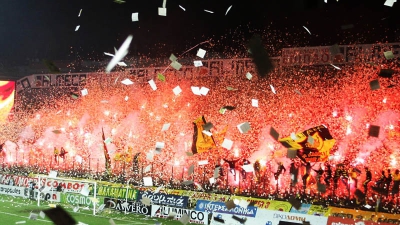 Με κόσμο το Άρης – ΑΕΚ για το Κύπελλο Ελλάδας: Ανεστάλη προσωρινά η ποινή των γηπεδούχων!