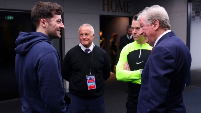 Αντί για πατέρας και γιος, αντίπαλοι: Μέισον και Χόντγσκον, στη μεγαλύτερη διαφορά ηλικίας στην Premier League