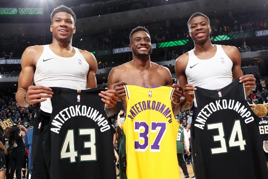 Γιάννης Αντετοκούνμπο σε Κώστα: «Έχουμε και εμείς τώρα πρωτάθλημα…»