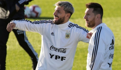 Αγουέρο: «Θέλω να παίξουμε αντίπαλοι με τον Μέσι στο Champions League»