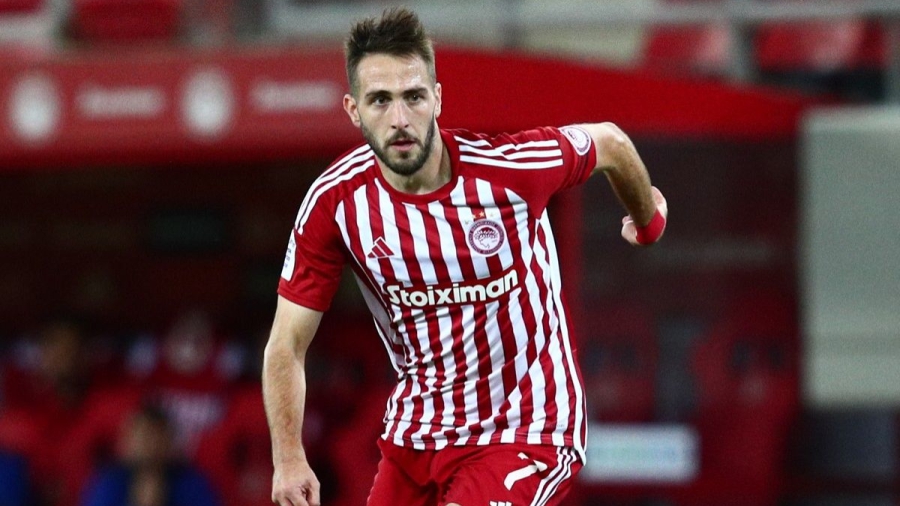 Ο Φορτούνης ο… πεισματάρης περιέγραψε με μία λέξη τους συμπαίκτες του στον Ολυμπιακό! (video)